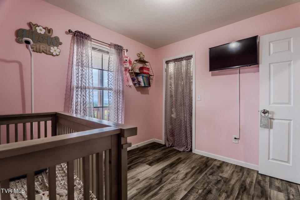 Photo #22: 2713 Lucille Avenue