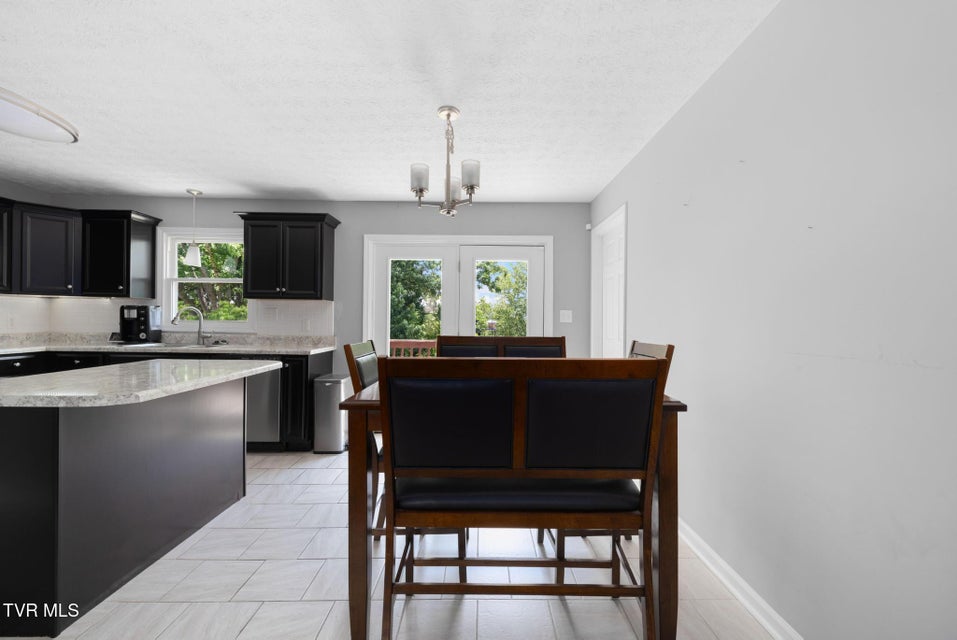 Photo #10: 906 Locklaine Drive