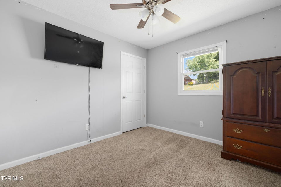 Photo #29: 906 Locklaine Drive