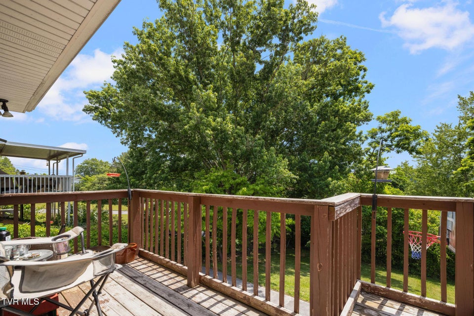 Photo #47: 906 Locklaine Drive