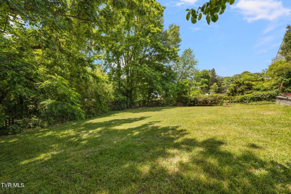 Photo #52: 906 Locklaine Drive