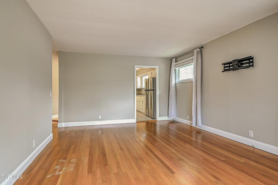 Photo #2: 166 Reading Road