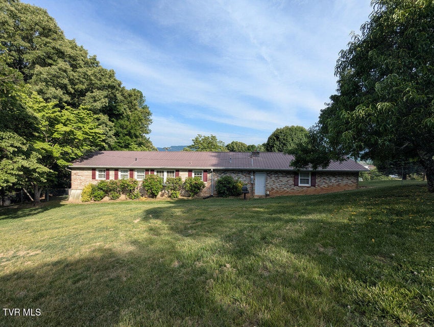 Photo #14: 329 Kay Avenue