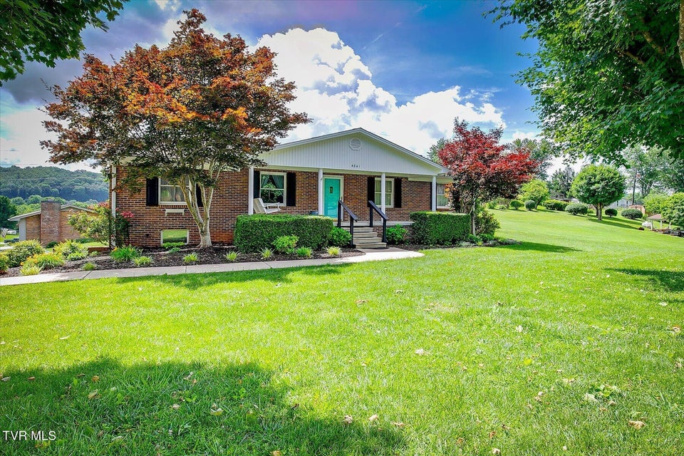 Photo #2: 4841 Peers Street
