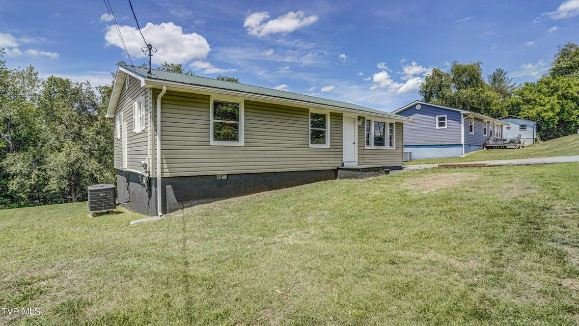 Photo #3: 273 Riverview Drive