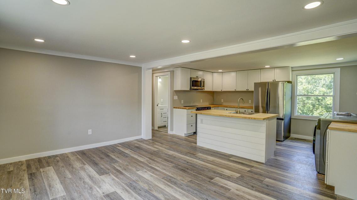 Photo #5: 273 Riverview Drive