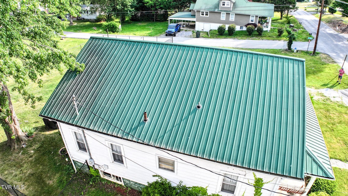 Photo #38: 515 Mckee Street