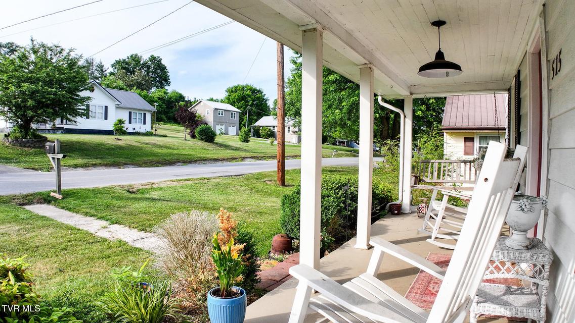 Photo #34: 515 Mckee Street