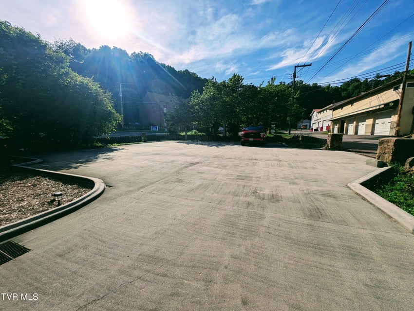 Photo #10: 221 Main Street