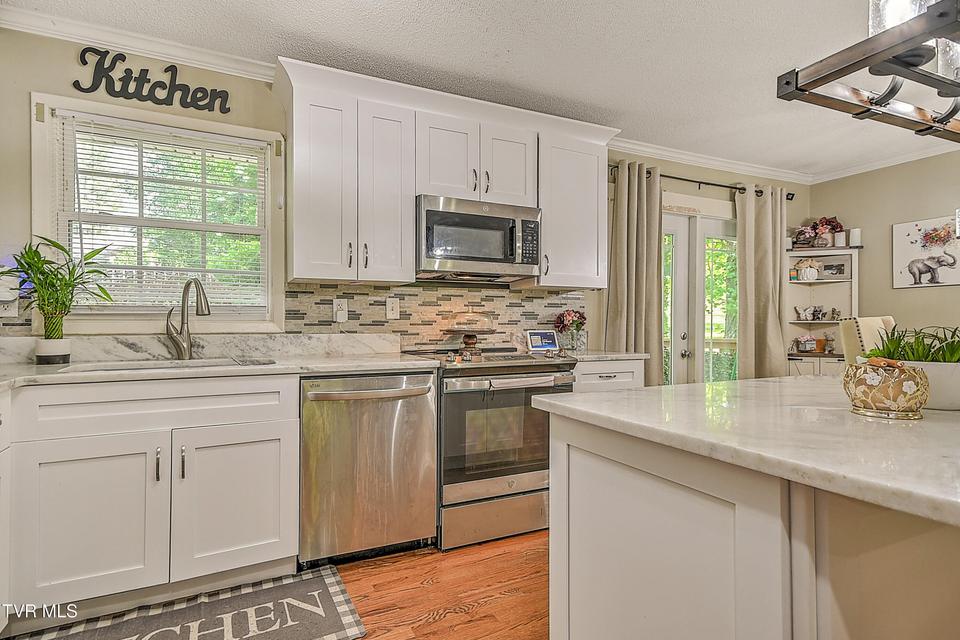 Photo #10: 2805 Sumpter Drive