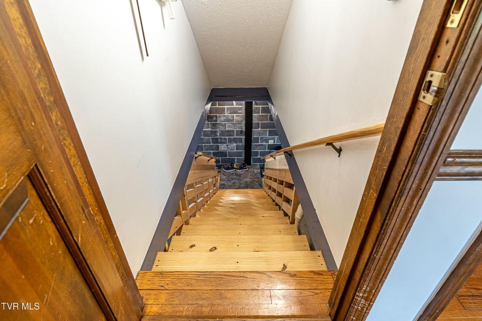 Photo #51: 20010 Oakwood Drive