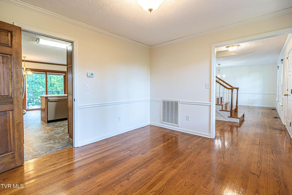 Photo #16: 20010 Oakwood Drive