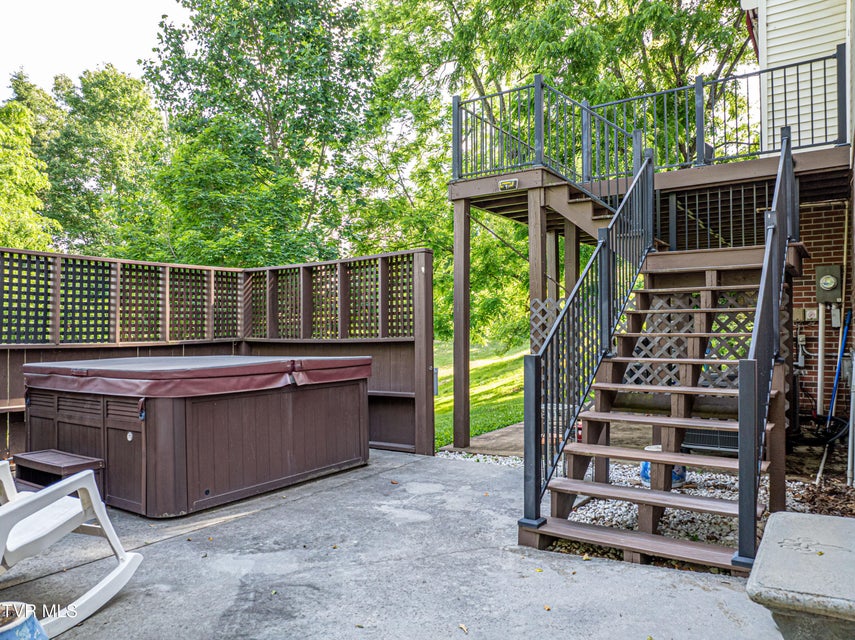Photo #58: 20010 Oakwood Drive