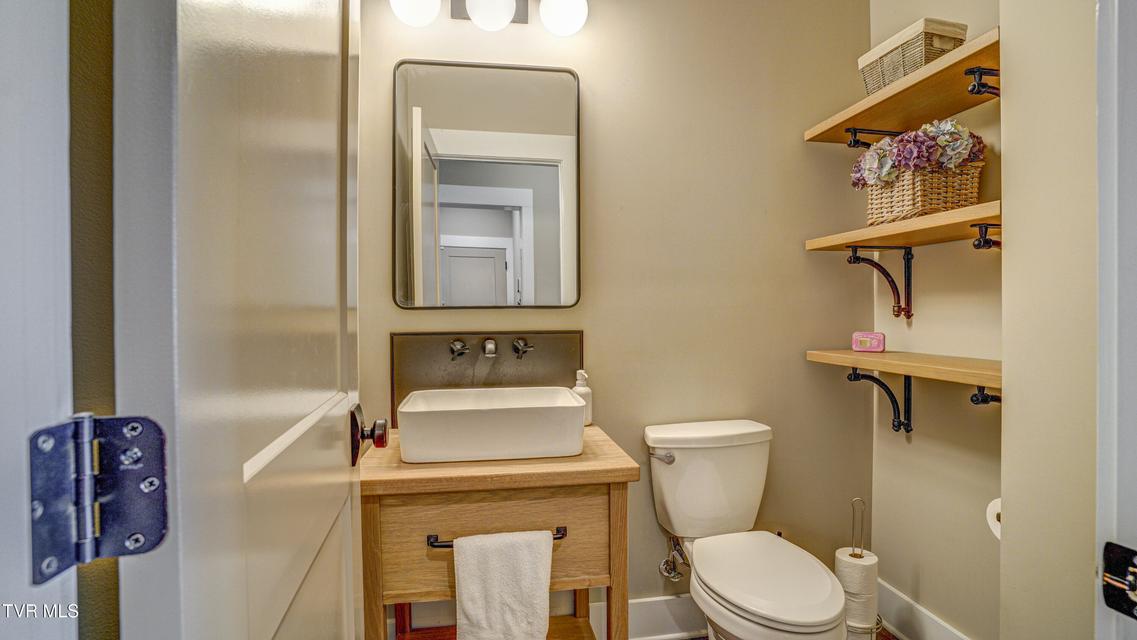 Photo #62: 5700 Hester Court