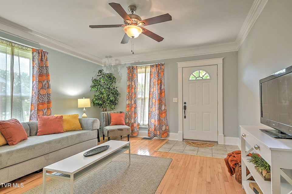 Photo #13: 909 Holston Avenue