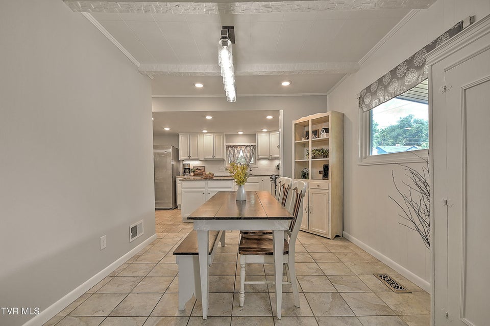 Photo #16: 909 Holston Avenue