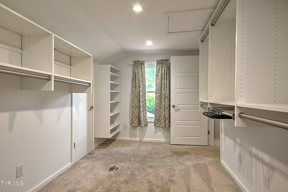 Photo #36: 909 Holston Avenue