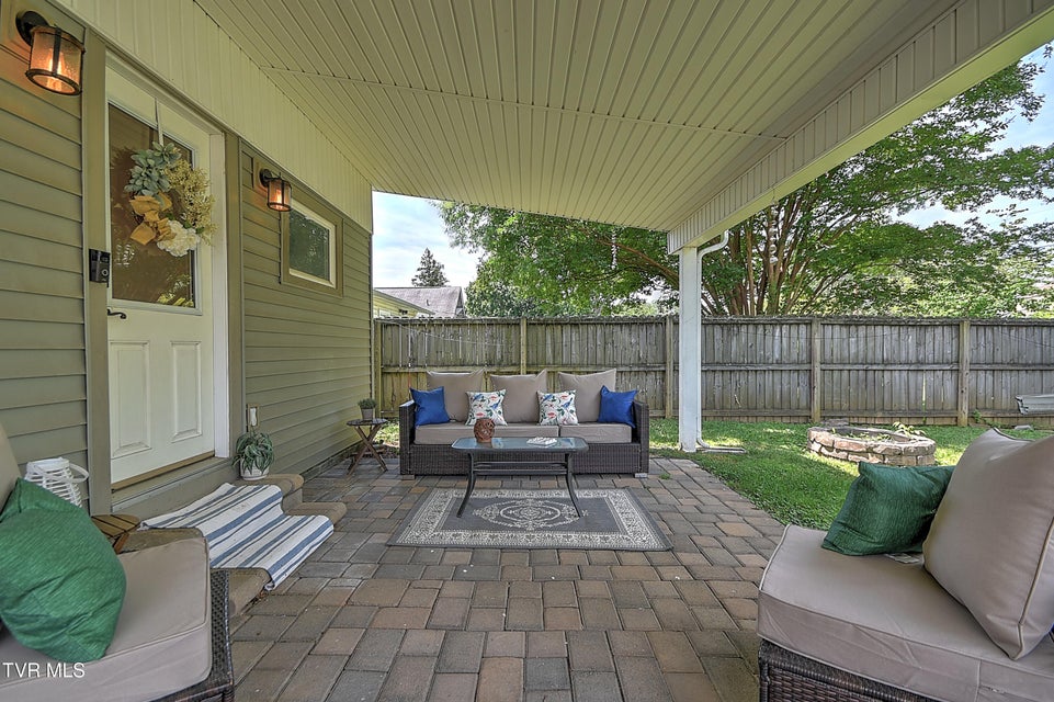 Photo #65: 909 Holston Avenue
