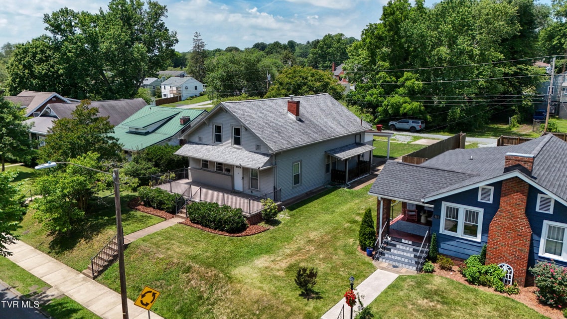 Photo #72: 909 Holston Avenue
