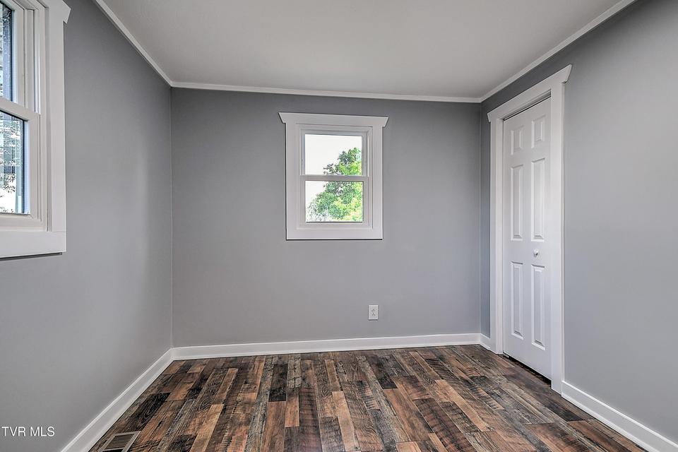 Photo #15: 212 Asbury Street