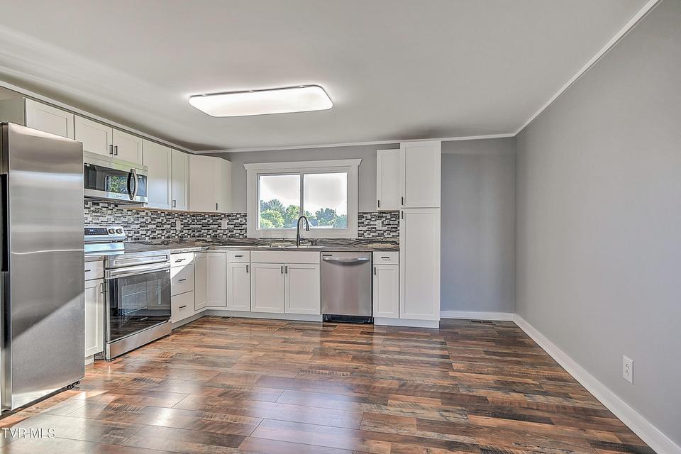 Photo #6: 212 Asbury Street