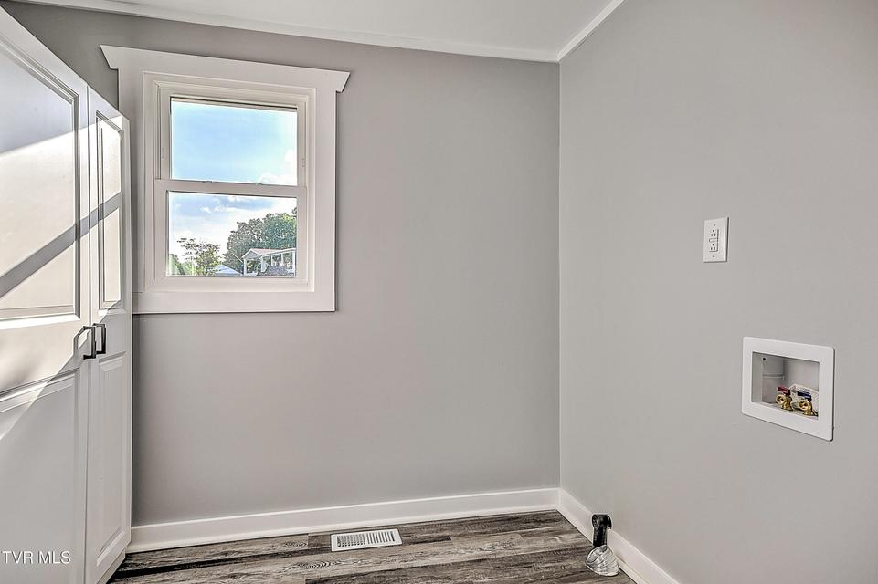 Photo #11: 212 Asbury Street