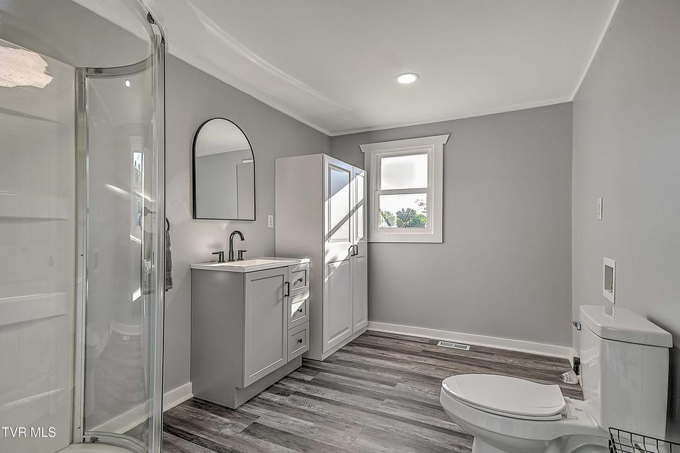 Photo #10: 212 Asbury Street
