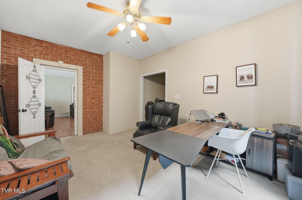 Photo #15: 105 Shadowood Drive
