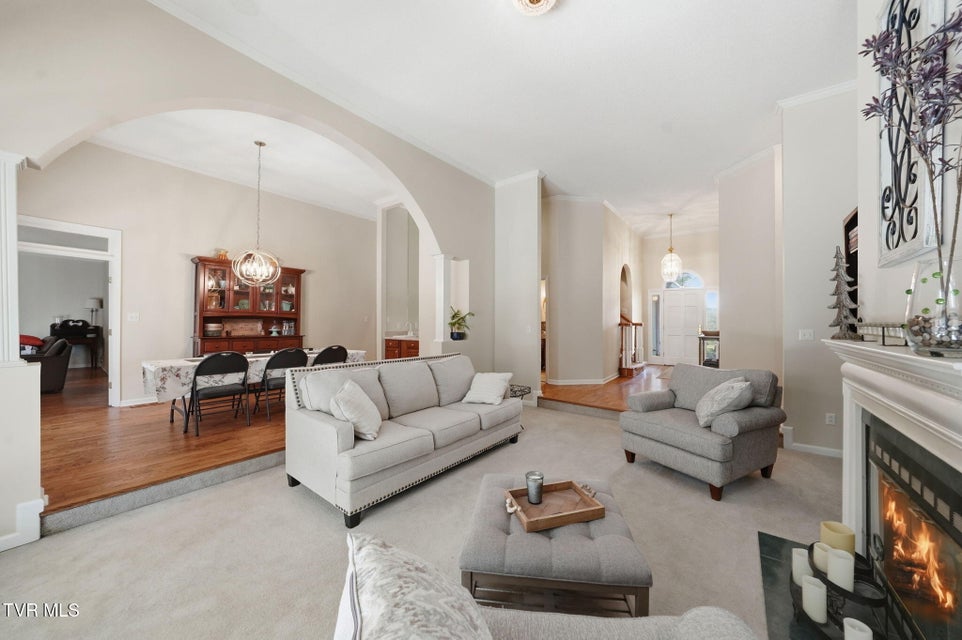 Photo #5: 105 Shadowood Drive