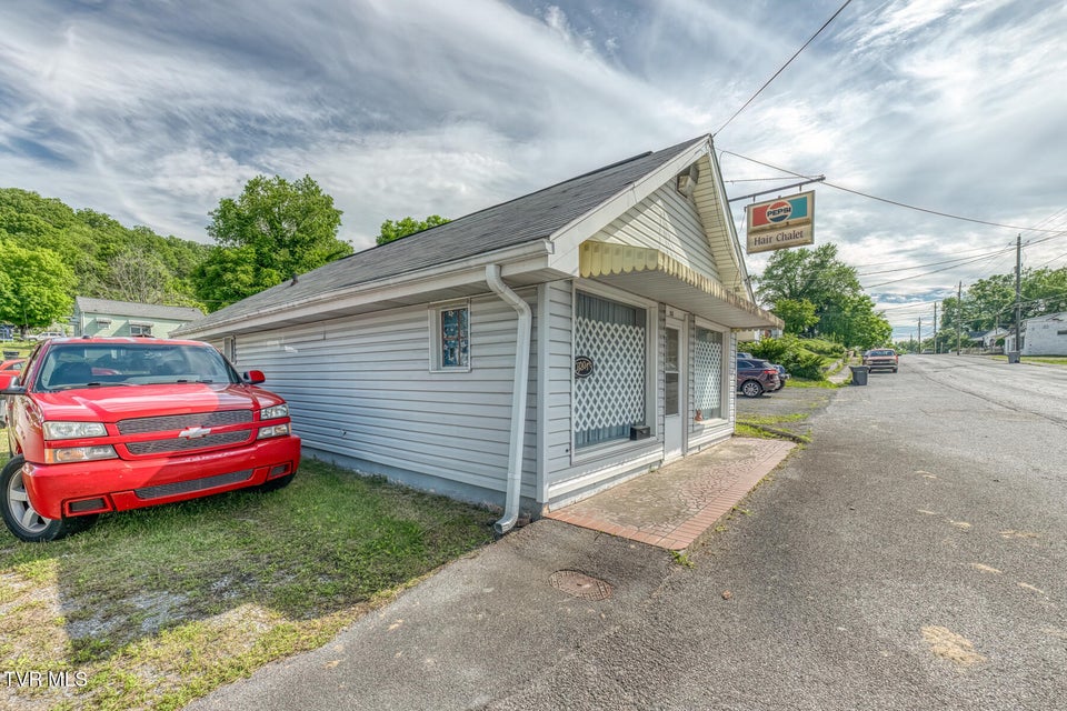 Photo #22: 1900 Anderson Street