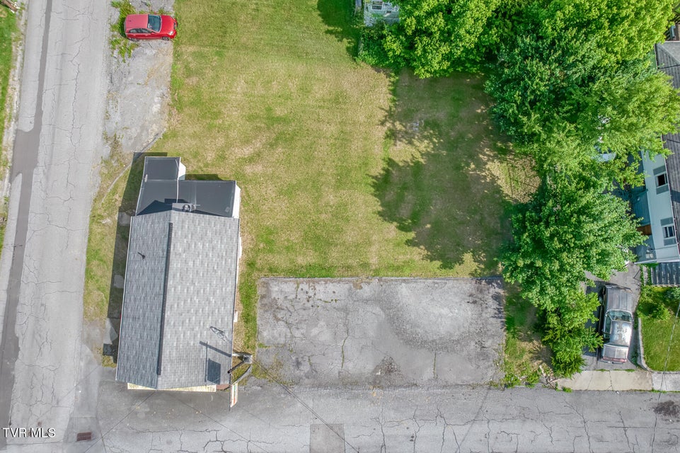 Photo #3: 1900 Anderson Street