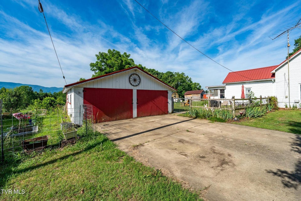 Photo #3: 154 Stockton Road