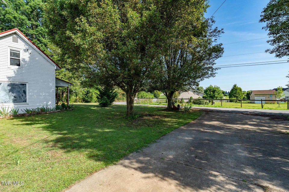 Photo #57: 154 Stockton Road