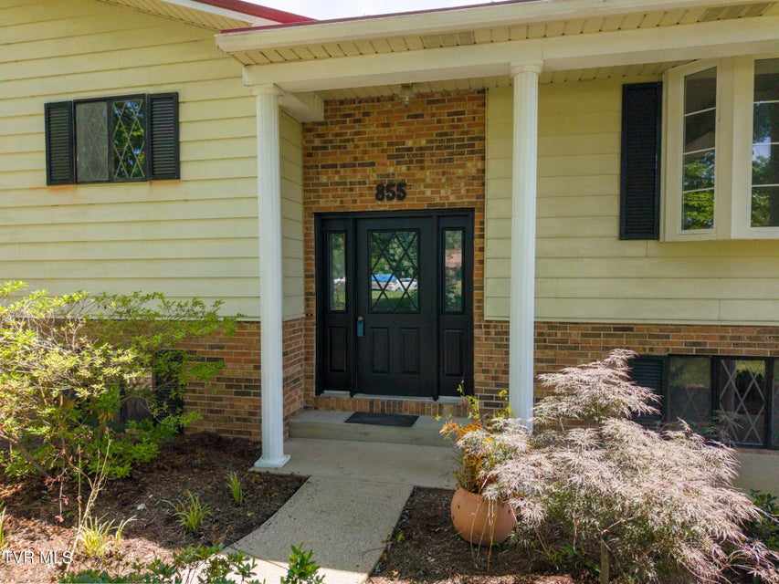 Photo #3: 855 Sioux Trail