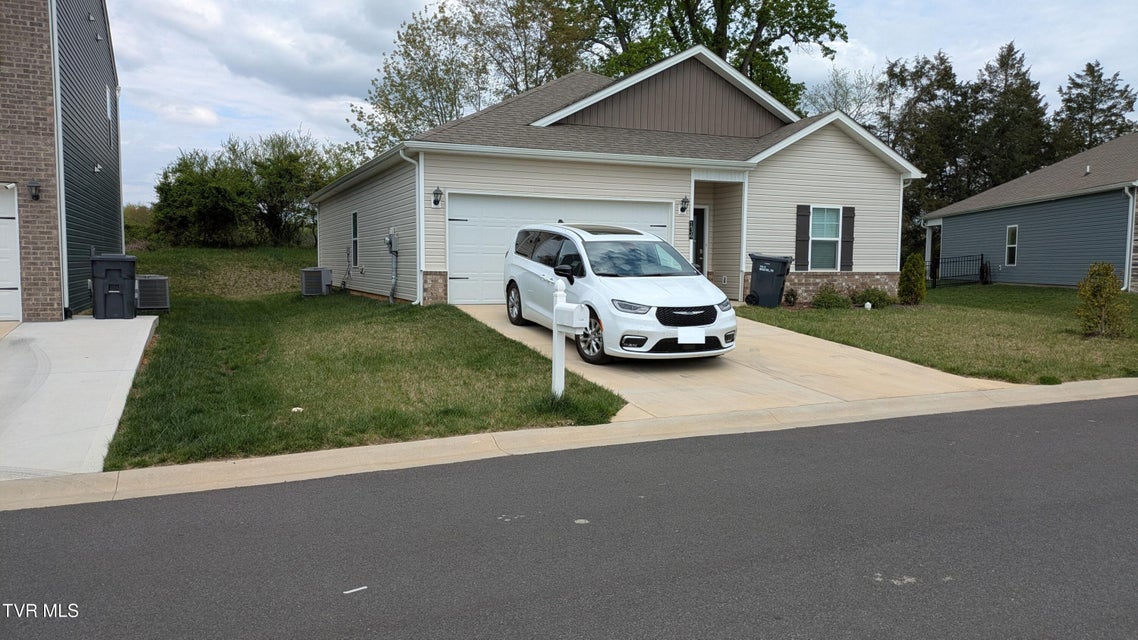 Photo #3: 134 Thistle Drive