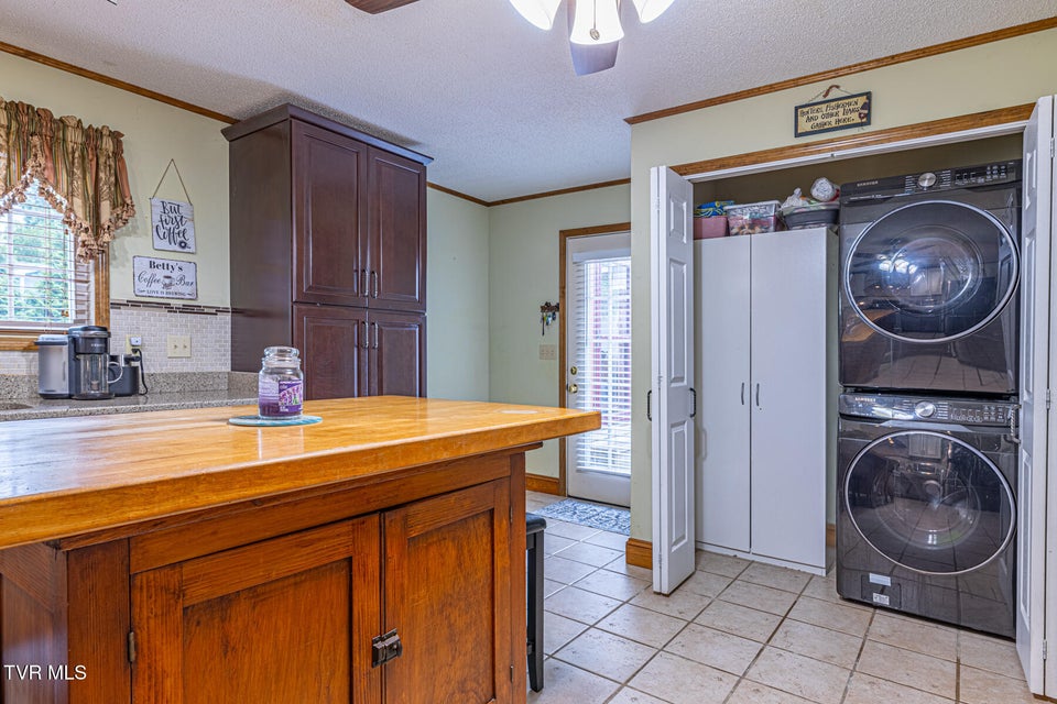 Photo #8: 125 Parsonage Road