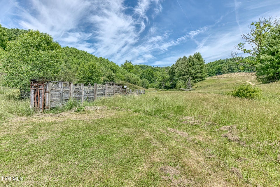 Photo #60: 1044 Waters Road