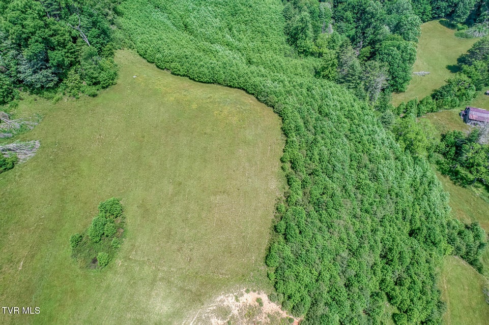 Photo #68: 1044 Waters Road