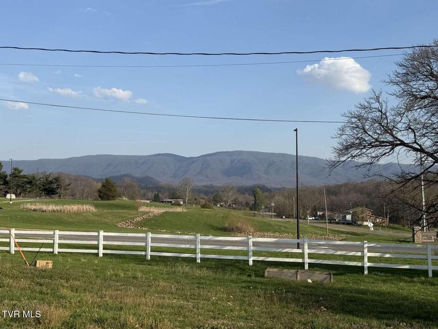 Photo #53: 4463 Weaver Pike