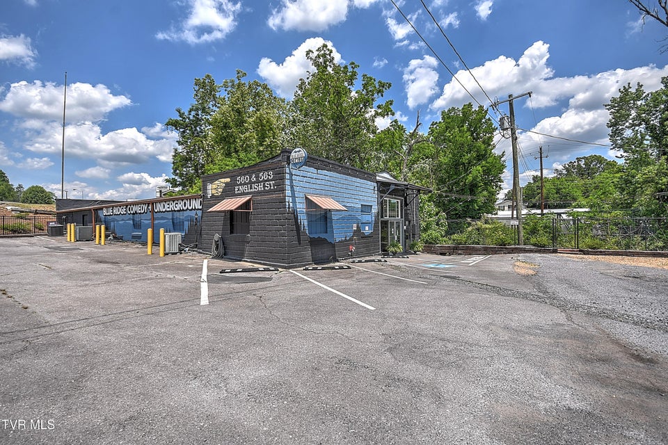 Photo #15: 560 English Street