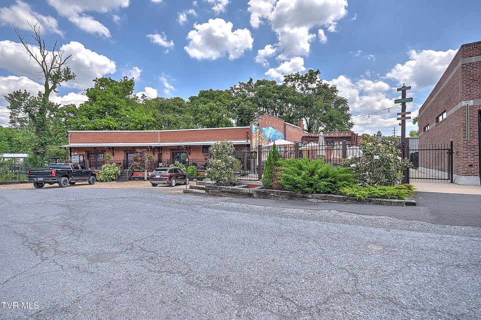 Photo #18: 560 English Street