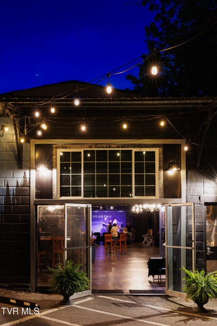 Photo #4: 560 English Street