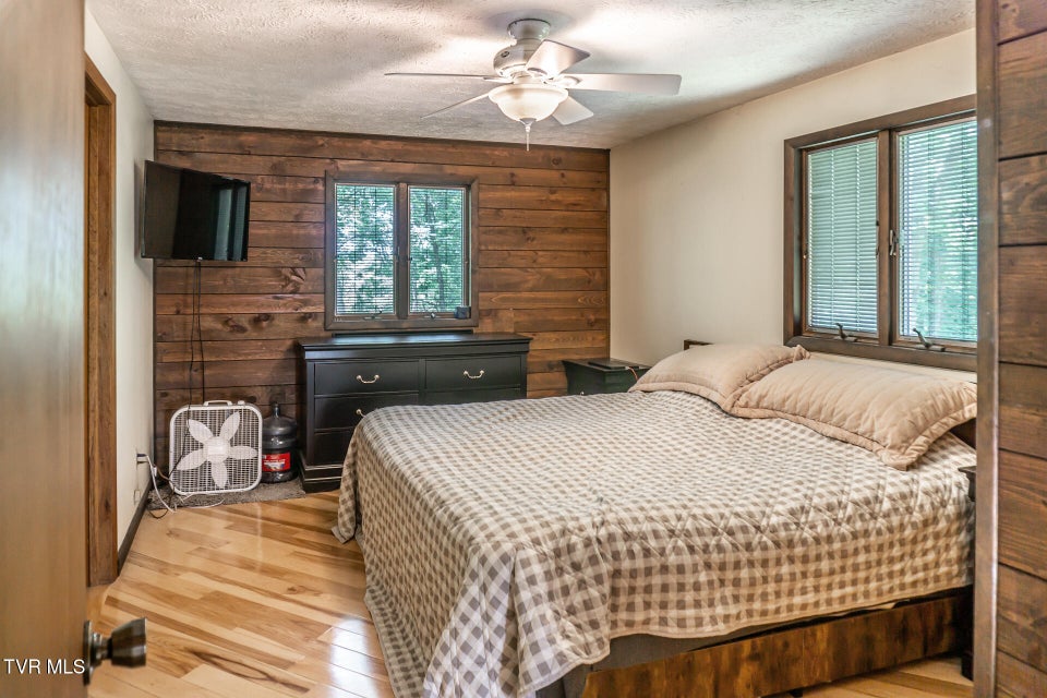 Photo #24: 835 Pike Road