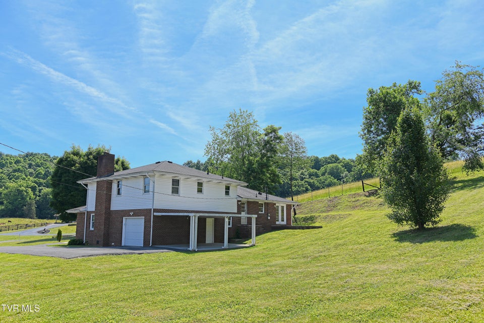 Photo #44: 148 Unaka Subdivision Road