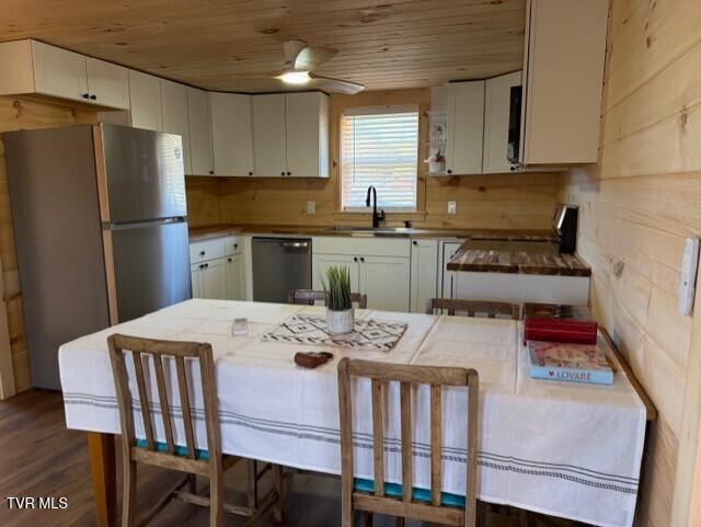 Photo #14: 2132 5th Street