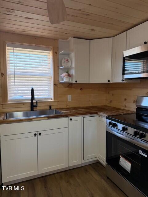 Photo #16: 2132 5th Street