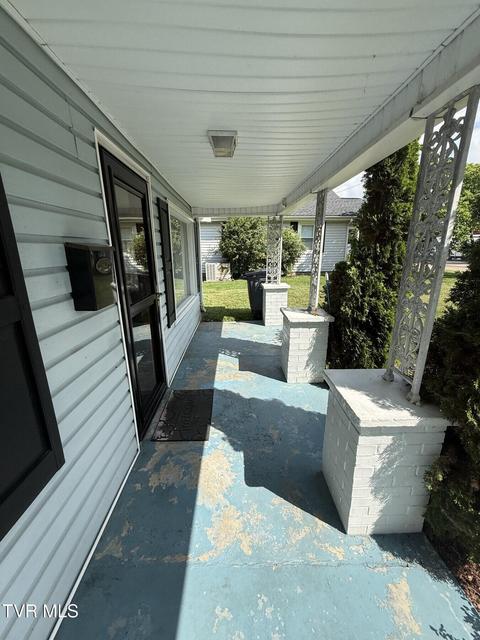 Photo #5: 2145 Stadium Drive