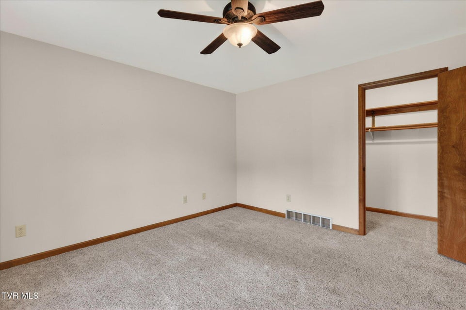 Photo #16: 1203 Fredericksburg Drive