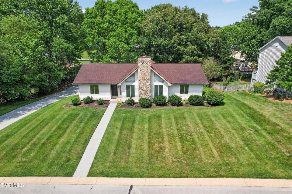 Photo #36: 1203 Fredericksburg Drive