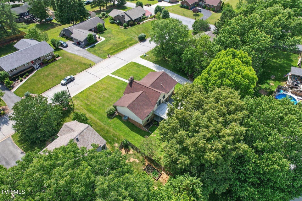 Photo #40: 1203 Fredericksburg Drive